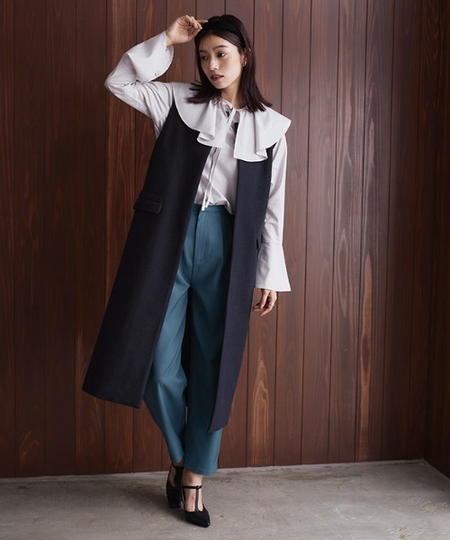 Pierrot(ピエロ)の「メルトンロングジレ(ベスト・レディース・ネイビー/ブラック/キャメル・L/M)」の9枚目の写真