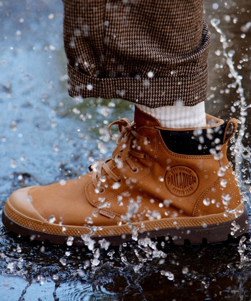 PALLADIUM（パラディウム）の「【防水対応】PALLADIUM/パラディウム PAMPALITE+ WP+ LTHZP/パンパライト ウオータープルーフ（スニーカー・レディース・グレー/ブラック/ダークベージュ/マスタード・23.5cm/25cm/26.5cm/27.5cm/27cm/23cm/24cm/25.5cm/22.5cm/28cm/24.5cm/26cm）」の4枚目の写真