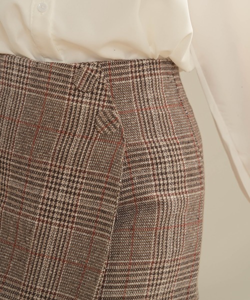 Cham.（チャム）の「アシメチェックショートパンツ（その他パンツ・レディース・ブラウン・F）」の4枚目の写真