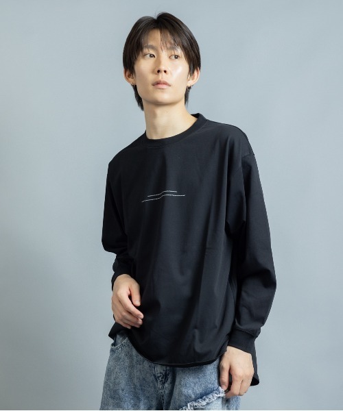 En serio TOKYO(エンソリオトーキョー)の「シルケットライク MOONモチーフプリント ロンT(Tシャツ/カットソー・メンズ・ブラック/ブルーグリーン/ホワイト・M/LL/L)」の13枚目の写真