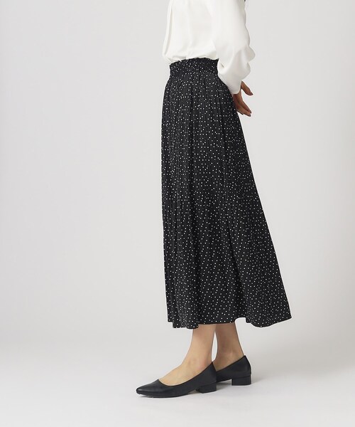 SHOO・LA・RUE（シューラルー）の「◆【デイリー/セレモニーにも】ヴィンテージサテン プリーツスカート【CIRCRIC】（スカート・レディース・ベージュ系その他7/ブラック系3/ブルー系3/ブラック系5・00）」の21枚目の写真