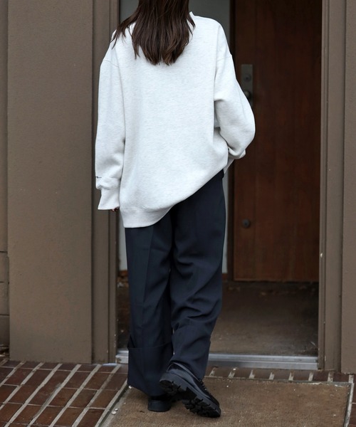 Bonjour Sagan(ボンジュールサガン)の「裏起毛袖刺繍スウェット(スウェット・レディース・ブラック/オートミール/グレー・FREE)」の18枚目の写真