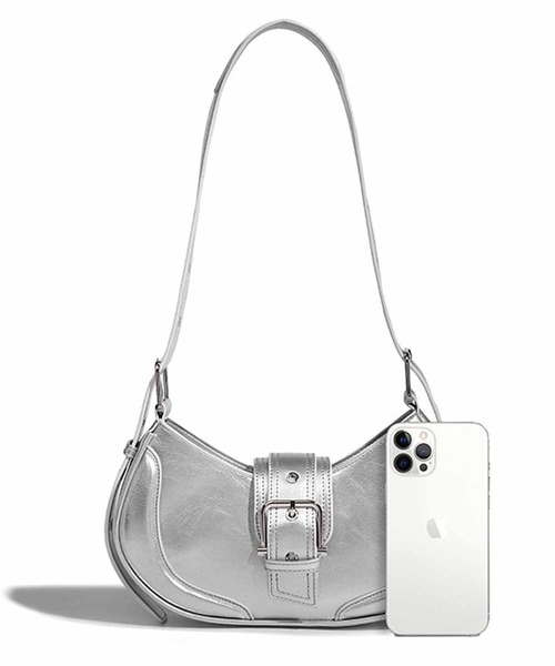 NANEA（ナネア）の「ベルトデザインショルダーバッグ（ショルダーバッグ・レディース・シルバー/ブラック・フリー）」の15枚目の写真