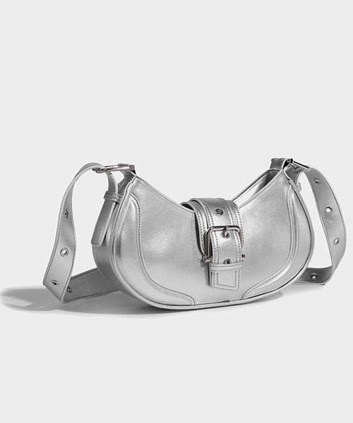 NANEA（ナネア）の「ベルトデザインショルダーバッグ（ショルダーバッグ・レディース・シルバー/ブラック・フリー）」の16枚目の写真