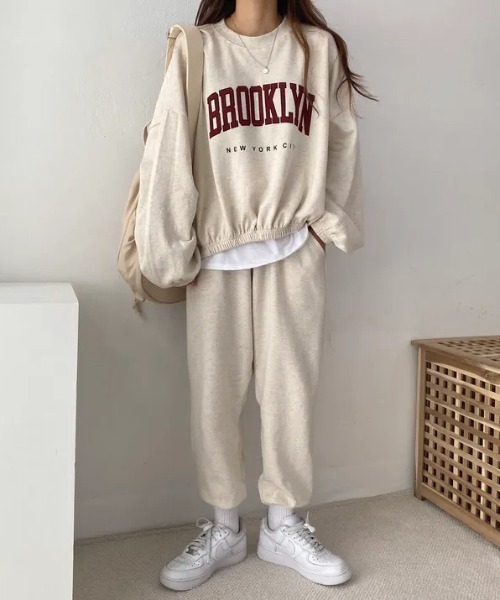 MYMOOD.（マイムード）の「●ドロップ/【上下2点セット】カレッジロゴ スウェットセットアップ ルームウェア（その他ルームウェア・レディース・ブラック/グレー/グリーン/オートミール・FREE）」の17枚目の写真