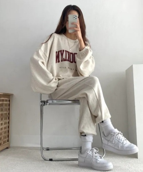 MYMOOD.（マイムード）の「●ドロップ/【上下2点セット】カレッジロゴ スウェットセットアップ ルームウェア（その他ルームウェア・レディース・ブラック/グレー/グリーン/オートミール・FREE）」の16枚目の写真