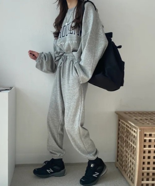 MYMOOD.（マイムード）の「●ドロップ/【上下2点セット】カレッジロゴ スウェットセットアップ ルームウェア（その他ルームウェア・レディース・ブラック/グレー/グリーン/オートミール・FREE）」の11枚目の写真