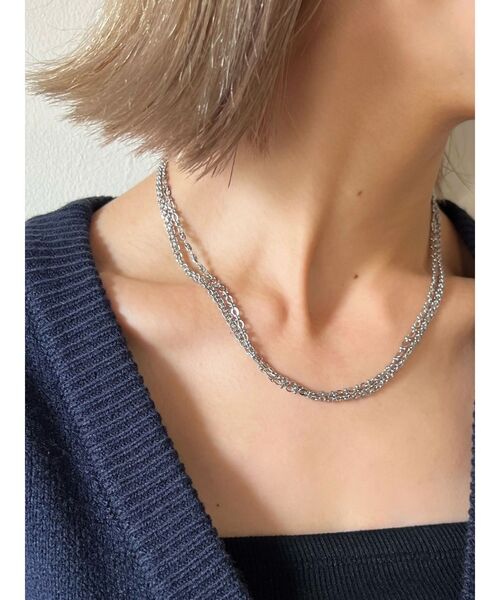 EMODA（エモダ）の「ダブルチェーン2WAYネックレス（ネックレス・レディース・シルバー/ゴールド・FREE）」の4枚目の写真
