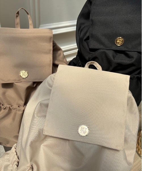 my twilight（マイトワイライト）の「mytwilight 9ポケット ドロストリュック（バックパック/リュック・レディース・ブラック/ベージュ/アイボリー・FREE）」の7枚目の写真