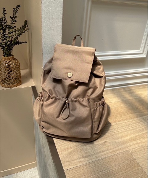 my twilight（マイトワイライト）の「mytwilight 9ポケット ドロストリュック（バックパック/リュック・レディース・ブラック/ベージュ/アイボリー・FREE）」の14枚目の写真
