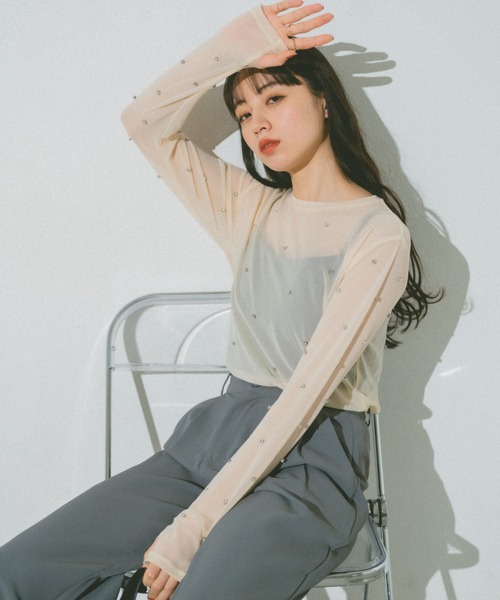 VANNIE U（ヴァニーユー）の「ビジューチュールシアートップス（Tシャツ/カットソー・レディース・ブルー/アイボリー/ブラック/ネイビー・FREE）」の6枚目の写真