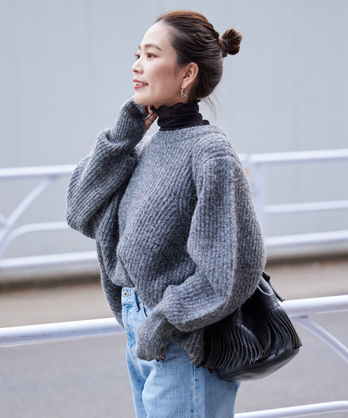 B.C STOCK（ベーセーストック）の「《追加2》シアータートルプルオーバー（Tシャツ/カットソー・レディース・ホワイト/チャコールグレー/ブラック・FREE）」の9枚目の写真