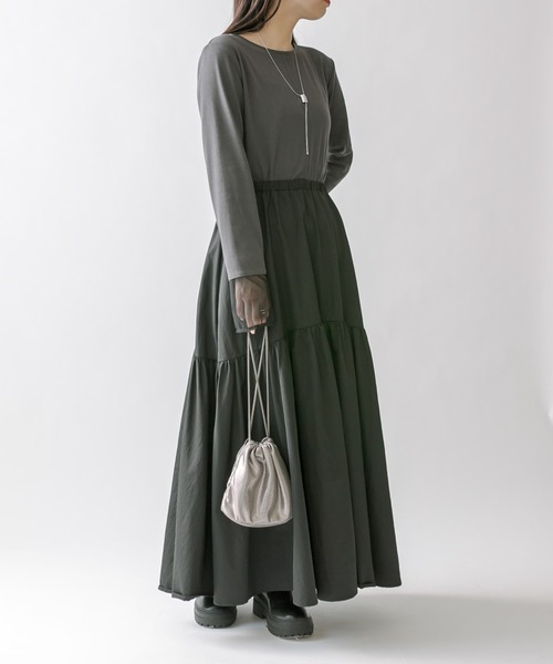 mline（エムライン）の「[mline]袖チュールドッキングワンピース（ワンピース・レディース・ブラック/ベージュ/チャコールグレー・1/2）」の6枚目の写真