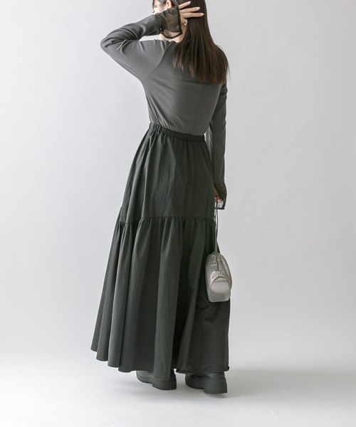 mline（エムライン）の「[mline]袖チュールドッキングワンピース（ワンピース・レディース・ブラック/ベージュ/チャコールグレー・1/2）」の8枚目の写真