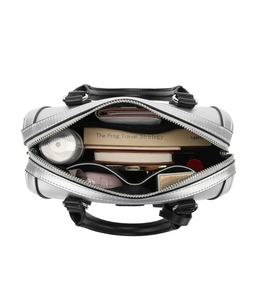 jouetie（ジュエティ）の「【jouetie/ジュエティ】キーハウス付き スムースミディアムボストンバッグ（ボストンバッグ・レディース・ダークグリーン/シルバー/オフホワイト/ブラック・FREE）」の14枚目の写真