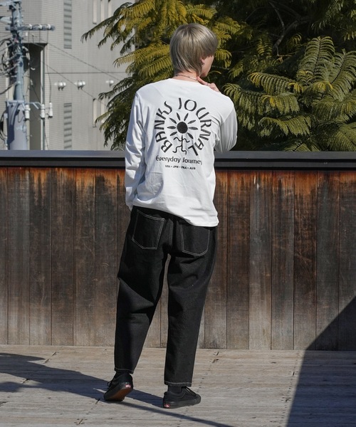 BANKS(バンクス)の「DESIGN TEE/BANKS(バンクス)長袖バックプリントロンT(Tシャツ/カットソー・メンズ・ブラック/オフホワイト/ナチュラル・MEDIUM/LARGE/X-LARGE)」の5枚目の写真
