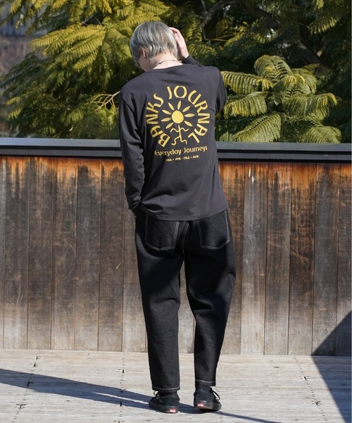 BANKS(バンクス)の「DESIGN TEE/BANKS(バンクス)長袖バックプリントロンT(Tシャツ/カットソー・メンズ・ブラック/オフホワイト/ナチュラル・MEDIUM/LARGE/X-LARGE)」の10枚目の写真