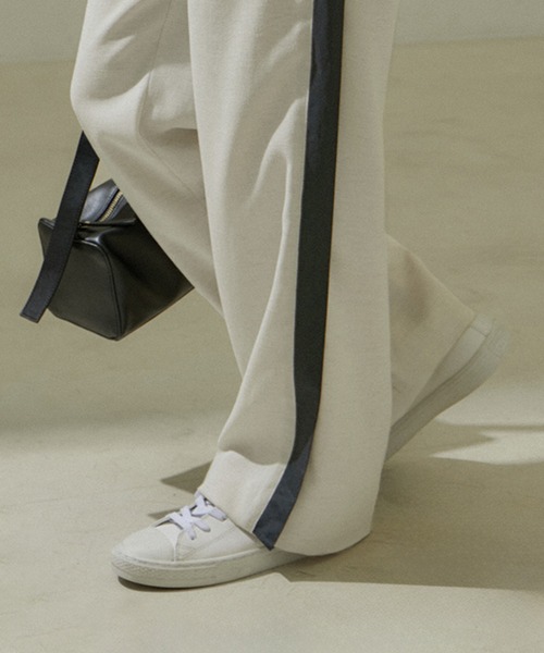 SALON adam et rope'（サロン アダム エ ロペ）の「【DELIY（デリー）】MIX SLUB TRUCK PANTS（その他パンツ・レディース・キナリ・FREE）」の4枚目の写真