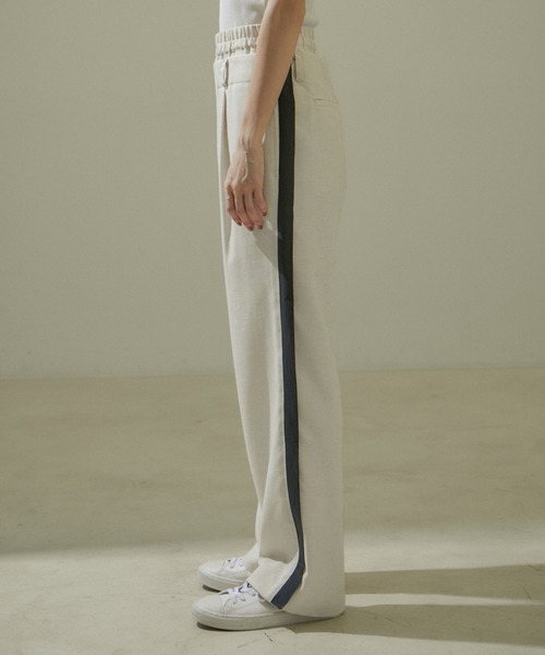 SALON adam et rope'（サロン アダム エ ロペ）の「【DELIY（デリー）】MIX SLUB TRUCK PANTS（その他パンツ・レディース・キナリ・FREE）」の2枚目の写真