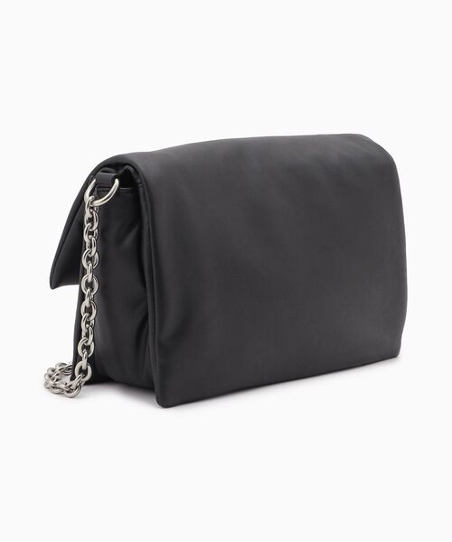 Calvin Klein(カルバン・クライン)の「チェーンフラップバッグ(ボディバッグ/ウエストポーチ・レディース・ブラック・FREE)」の3枚目の写真