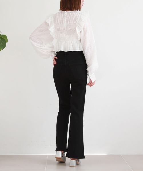 archives(アルシーヴ)の「シアーチェックシャーリングコンパクトブラウス(シャツ/ブラウス・レディース・オフホワイト/ベージュ/グレー・MEDIUM)」の12枚目の写真