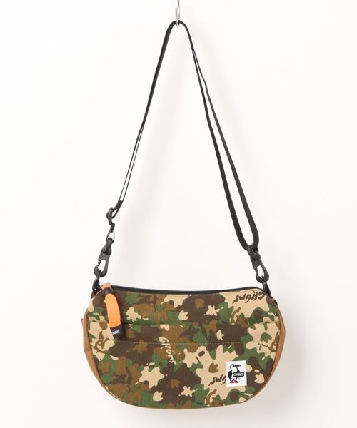 CHUMS（チャムス）の「【CHUMS/チャムス】 Mini Banana Shoulder Sweat Nylon（ショルダーバッグ・メンズ・その他2/その他1/その他3/その他5/その他6/その他4/その他7/その他8/その他9/その他10/その他11/その他12/その他13/その他17/その他16/その他15/その他14・FREE）」の12枚目の写真