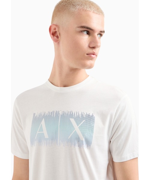 ARMANI EXCHANGE（アルマーニエクスチェンジ）の「【A|X アルマーニ エクスチェンジ】AXロゴ　半袖クルーネックTシャツ/REGULAR（Tシャツ/カットソー・メンズ・ホワイト/ブラック・LARGE/MEDIUM/SMALL/X-LARGE/X-SMALL/XX-LARGE）」の6枚目の写真