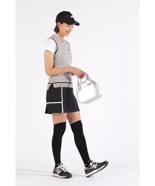 New Balance Golf(ニューバランスゴルフ)の「【new balance golf】4WAYストレッチ ソフトシェル バックプリーツ スカート (WOMENS WORLD)(スカート・レディース・ブラック/ピンク系その他2/ホワイト・MEDIUM/LARGE/SMALL)」の11枚目の写真