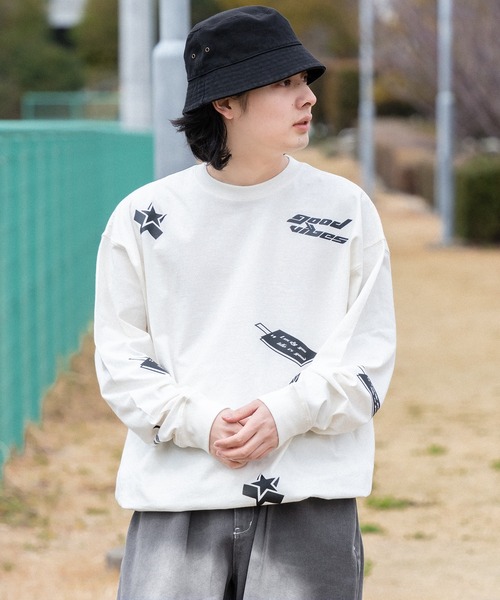 kutir(クティール)の「ドローコード付きランダムロゴロンT(Tシャツ/カットソー・メンズ・オフホワイト/ブラック・MEDIUM/LARGE)」の8枚目の写真