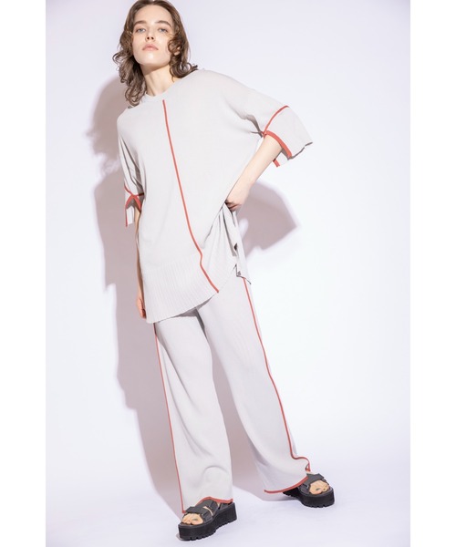 OSMOSIS(オズモーシス)の「セミフレアーラインニットパンツ(その他パンツ・レディース・ネイビー/ライトグレー/ブラック・ONE SIZE)」の8枚目の写真