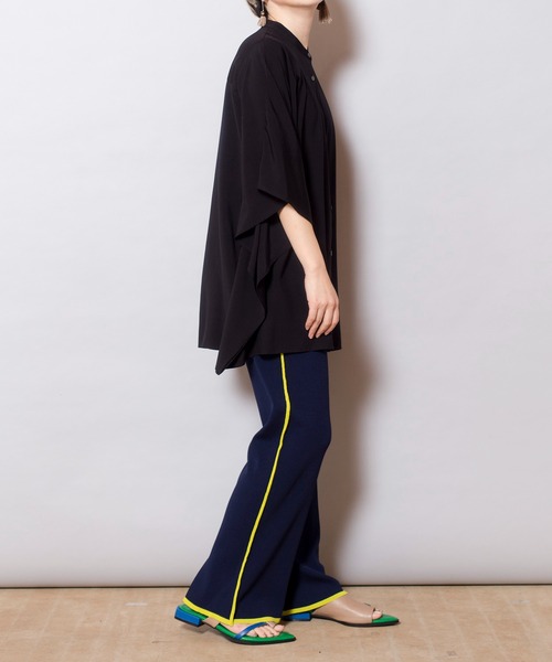 OSMOSIS(オズモーシス)の「セミフレアーラインニットパンツ(その他パンツ・レディース・ネイビー/ライトグレー/ブラック・ONE SIZE)」の20枚目の写真