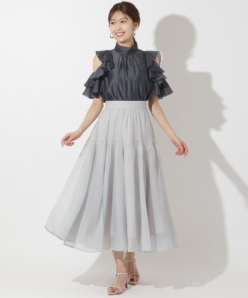 OHGA ラッフルショルダーブラウス　フリルブラウス AND COUTURE（アンドクチュール）の「ラッフルフリルオープン