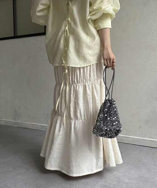 Thevon（ゼボン）の「シャーリングマーメイドジャガードスカート（スカート・レディース・モカ/ブルー/アイボリー/ブラック・FREE）」の7枚目の写真