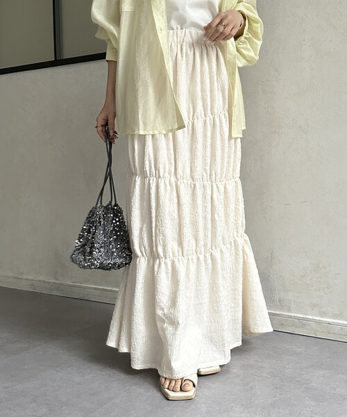 Thevon（ゼボン）の「シャーリングマーメイドジャガードスカート（スカート・レディース・モカ/ブルー/アイボリー/ブラック・FREE）」の9枚目の写真