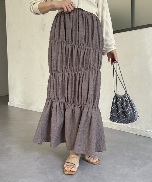 Thevon（ゼボン）の「シャーリングマーメイドジャガードスカート（スカート・レディース・モカ/ブルー/アイボリー/ブラック・FREE）」の21枚目の写真