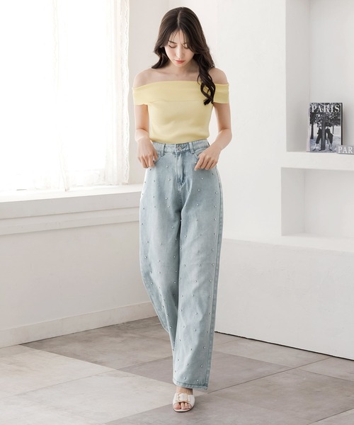 Julia Boutique（ジュリアブティック）の「ビジュー付きハイウエストデニムパンツ/24128（デニムパンツ・レディース・ライトブルー・S/M/L）」の3枚目の写真