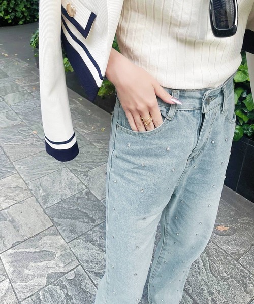 Julia Boutique（ジュリアブティック）の「ビジュー付きハイウエストデニムパンツ/24128（デニムパンツ・レディース・ライトブルー・S/M/L）」の21枚目の写真