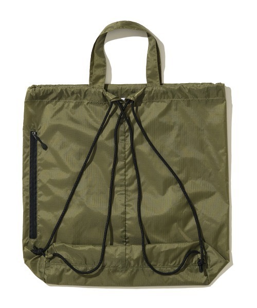 Kinetics（キネティクス）の「SAUNABOY × UMAMI SPICE COMPANY SP  GYM SACK（サウナボーイ × ウマミ スパイス カンパニー SP ジム サック）（バックパック/リュック・メンズ・オリーブ/ブラック・FREE）」の10枚目の写真