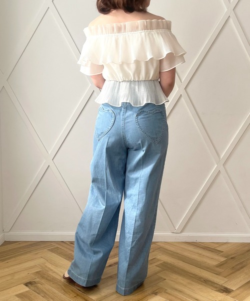 DEICY(デイシー)の「デニムハートポケットパンツ(デニムパンツ・レディース・ライトインディゴブルー・1/0)」の7枚目の写真