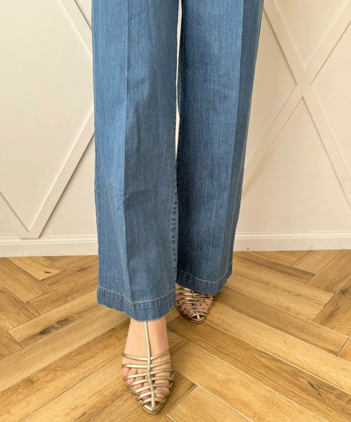 DEICY(デイシー)の「デニムハートポケットパンツ(デニムパンツ・レディース・ライトインディゴブルー・1/0)」の3枚目の写真