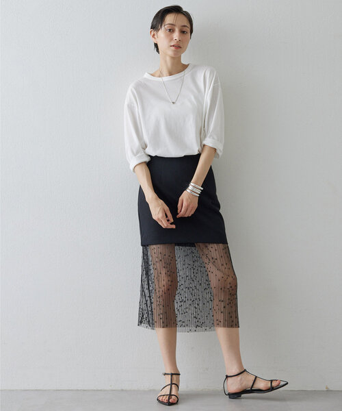 Whim Gazette(ウィムガゼット)の「【インフルエンサーコラボ】コットンプルオーバー(Tシャツ/カットソー・レディース・オフホワイト/チャコールグレー・FREE)」の21枚目の写真