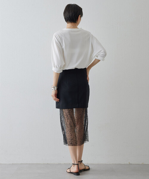 Whim Gazette(ウィムガゼット)の「【インフルエンサーコラボ】コットンプルオーバー(Tシャツ/カットソー・レディース・オフホワイト/チャコールグレー・FREE)」の17枚目の写真