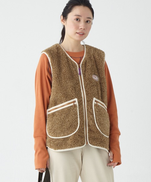 KRIFF MAYER Lady's Collection(クリフメイヤーレディースコレクション)の「ノーカラーシャギーボアベスト(ベスト・レディース・カーキ/ナチュラル/グレー/カラフル/チャコール/ベージュ/ダークブルー・MEDIUM/LARGE)」の3枚目の写真