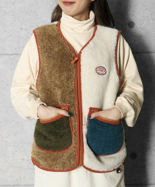 KRIFF MAYER Lady's Collection(クリフメイヤーレディースコレクション)の「ノーカラーシャギーボアベスト(ベスト・レディース・カーキ/ナチュラル/グレー/カラフル/チャコール/ベージュ/ダークブルー・MEDIUM/LARGE)」の7枚目の写真