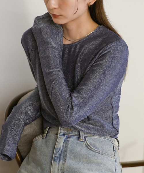 select MOCA(セレクトモカ)の「ラメクルーネックトップス(Tシャツ/カットソー・レディース・ベージュ/ネイビー/グリーン/ブラック・FREE)」の2枚目の写真