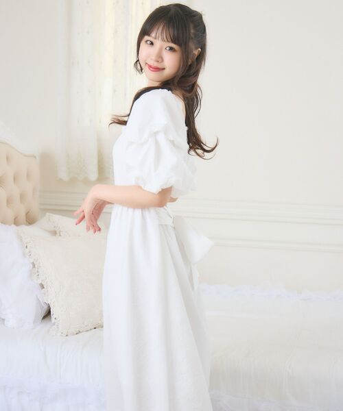 ems excite（エムズエキサイト）の「バルーンスリーブオフショルOP（ワンピース・レディース・ブラック/イエロー/ホワイト・FREE）」の12枚目の写真