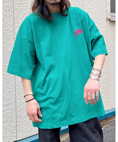 MODISH GAZE(モディシュガゼ)の「【MODISH GAZE】3柄アソートTシャツ(CP)(Tシャツ/カットソー・レディース・ホワイト/ブラック/ダークグリーン・2XL/XL/4XL/5XL/3XL)」の17枚目の写真