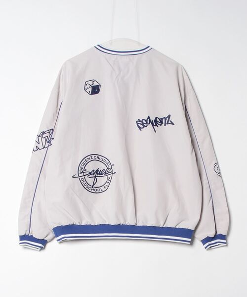 SEQUENZ（シークエンズ）の「【SEQUENZ/シークエンズ】90S COLLAGE PISTE / 90年代 コラージュ Vネック デザインスウェット（スウェット・メンズ・ネイビー/ブラック/アイボリー・M/S/XL/L）」の4枚目の写真