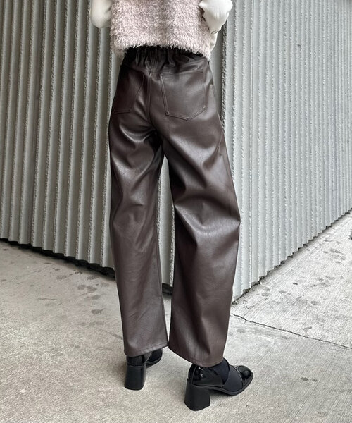 mline（エムライン）の「[mline]レザーパンツ（その他パンツ・レディース・ブラック/ブラウン・1/2）」の10枚目の写真