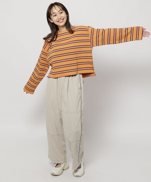 niko and...（ニコアンド）の「シボシボサイドラインパンツ（その他パンツ・レディース・ネイビー/オレンジ/ブラック/アイボリー・FREE）」の18枚目の写真